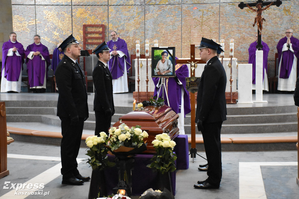 Pogrzeb Janiny Kwiecień