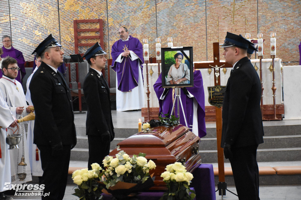 Pogrzeb Janiny Kwiecień