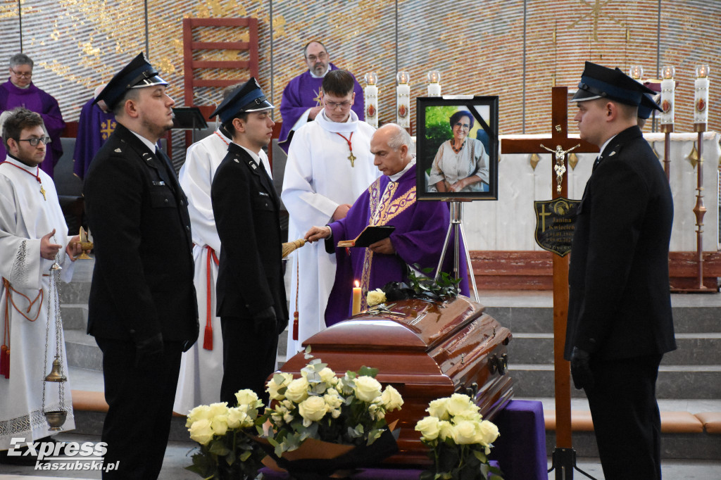 Pogrzeb Janiny Kwiecień