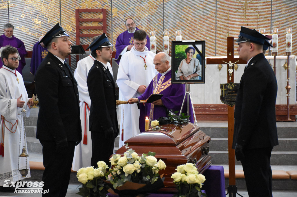 Pogrzeb Janiny Kwiecień