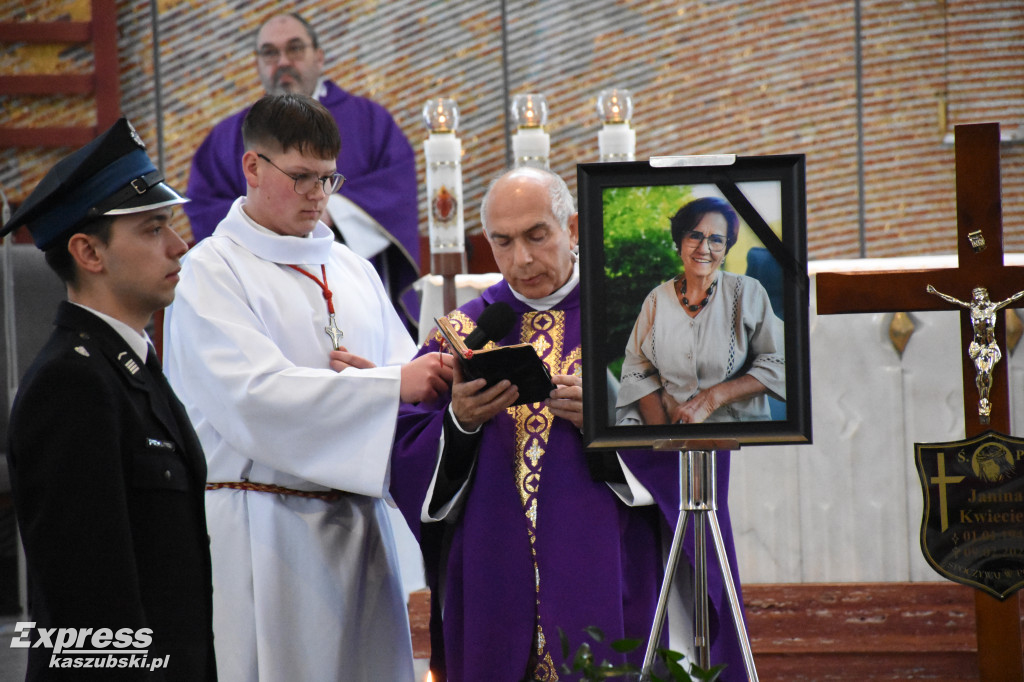 Pogrzeb Janiny Kwiecień