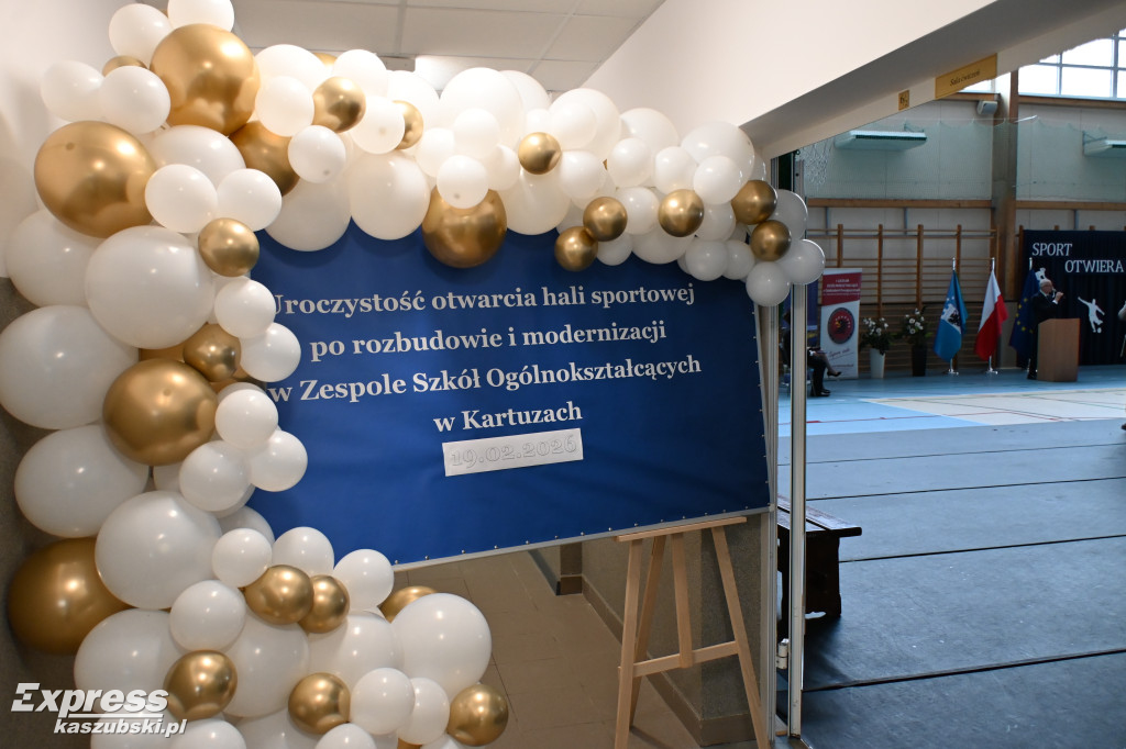 Rozbudowana sala sportowa \