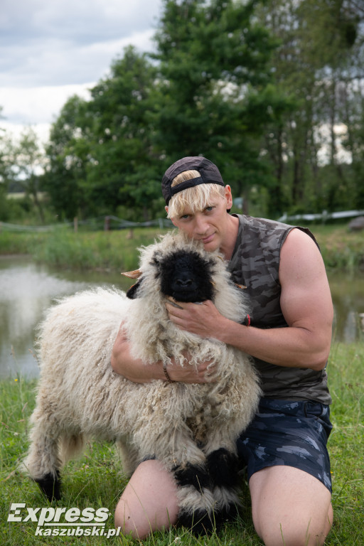 Łukasz Januszczak - Farma Polsat