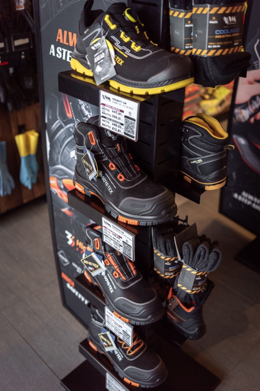 Hurtownia Premium Tukan i Sara Workwear w Kartuzach