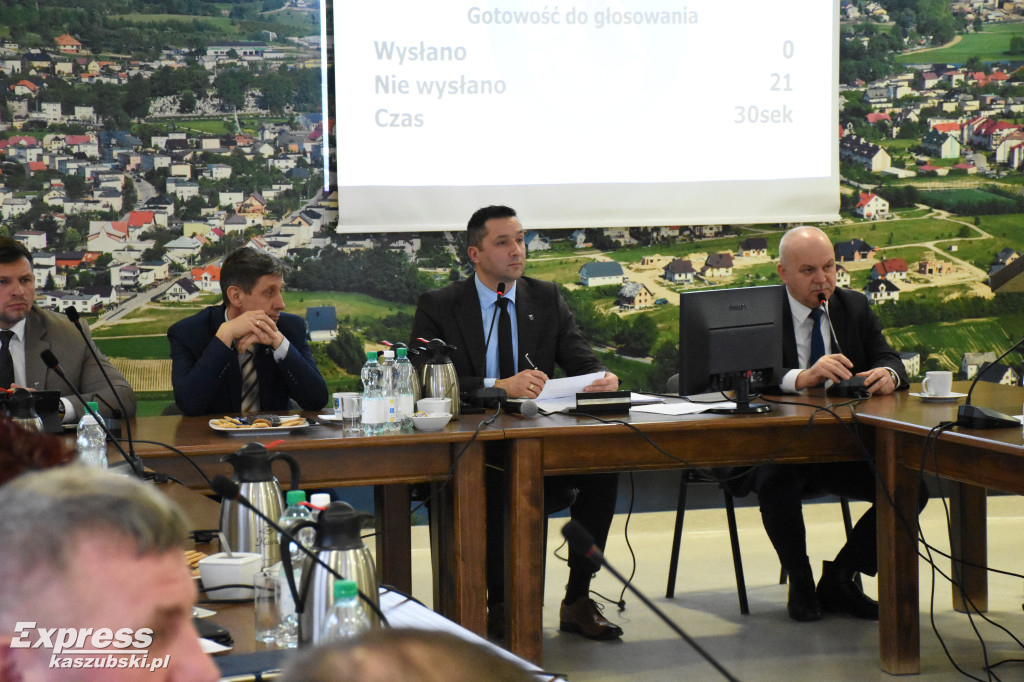 Sesja w Sierakowicach - koniec sprawy praw miejskich