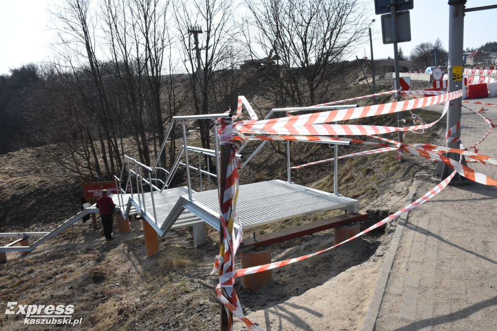 Schody z Rutek do Borkowa