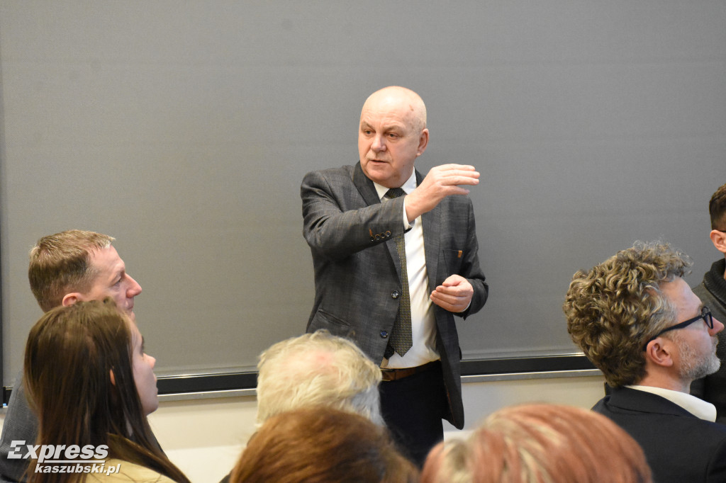 Spotkanie informacyjne dot. wiaduktu w Sierakowicach