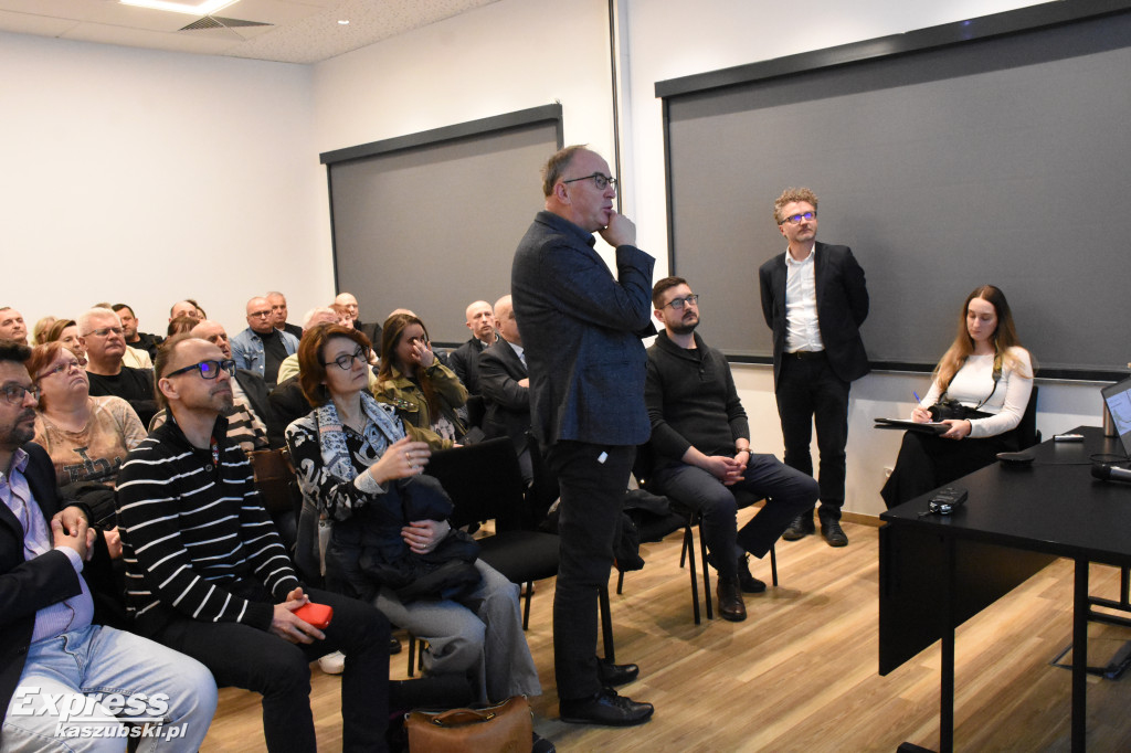 Spotkanie informacyjne dot. wiaduktu w Sierakowicach