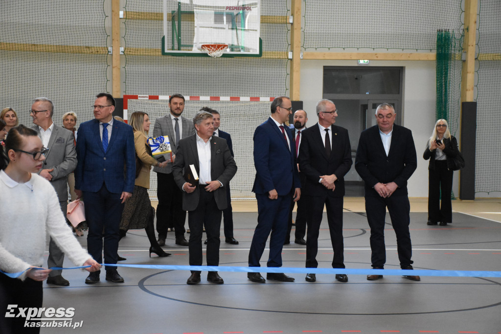 Otwarcie hali sportowej przy ZKiWS w Kartuzach