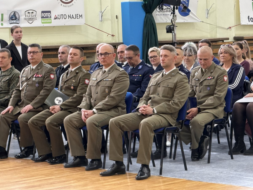 Ślubowanie w II LO w Kartuzach