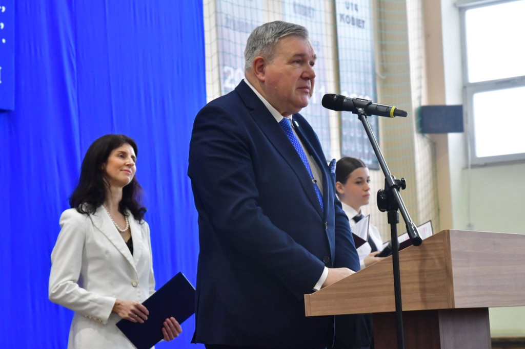 Ślubowanie w II LO w Kartuzach