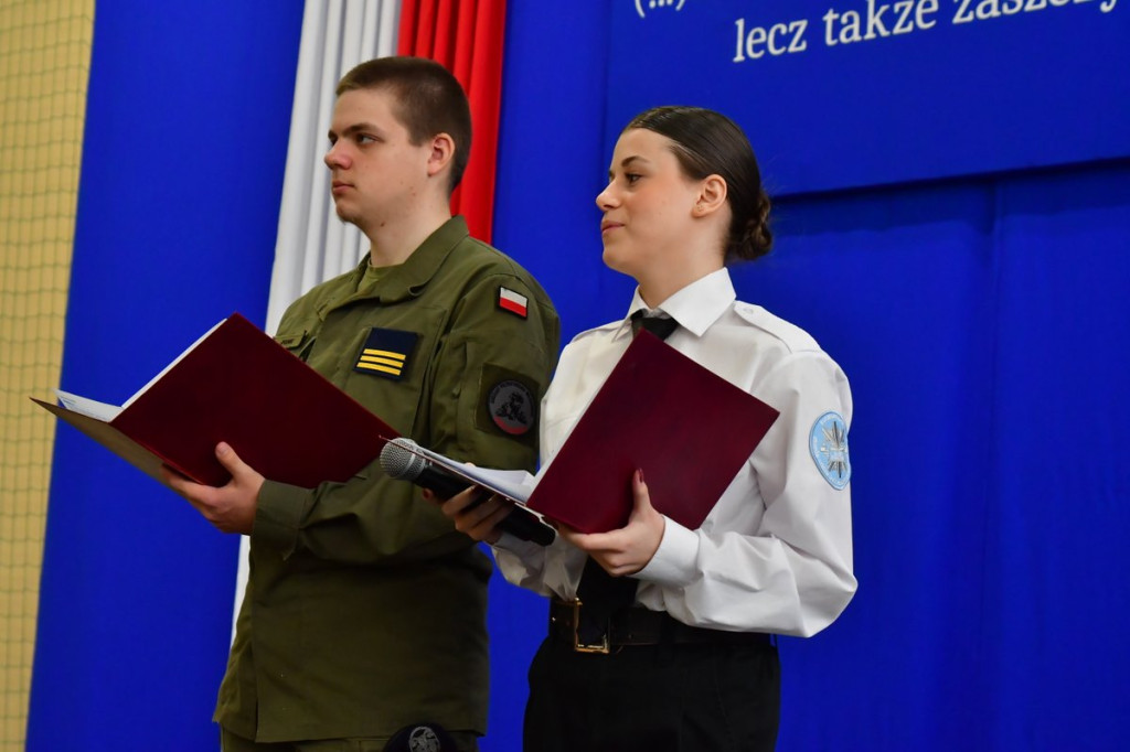 Ślubowanie w II LO w Kartuzach