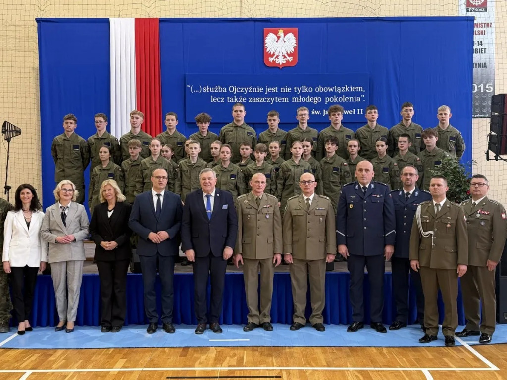 Ślubowanie w II LO w Kartuzach