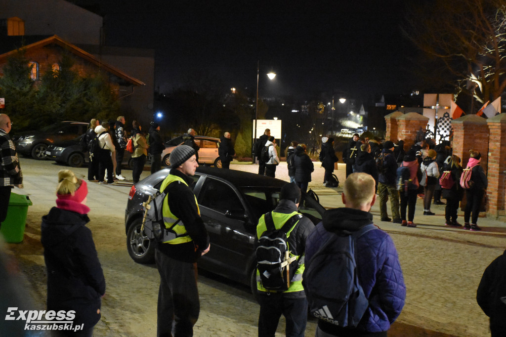 Ekstremalna Droga Krzyżowa w Sierakowicach