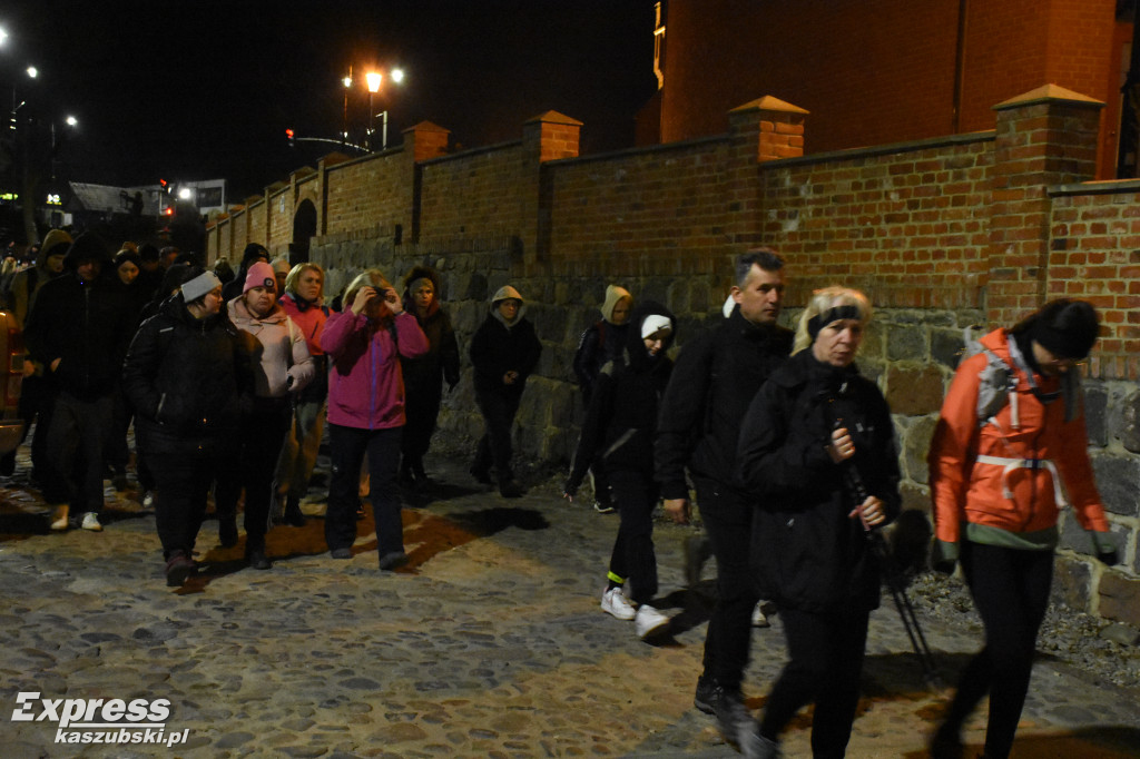 Ekstremalna Droga Krzyżowa w Sierakowicach