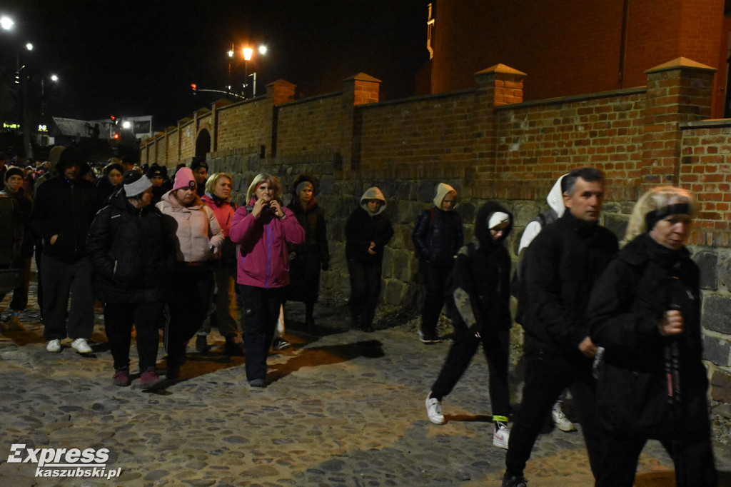 Ekstremalna Droga Krzyżowa w Sierakowicach