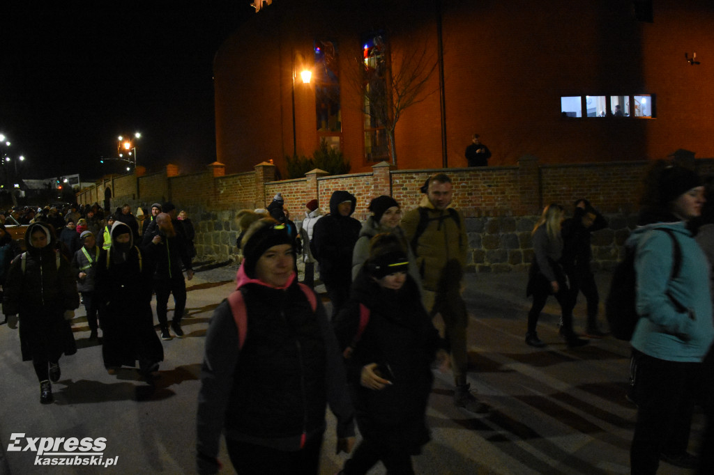 Ekstremalna Droga Krzyżowa w Sierakowicach