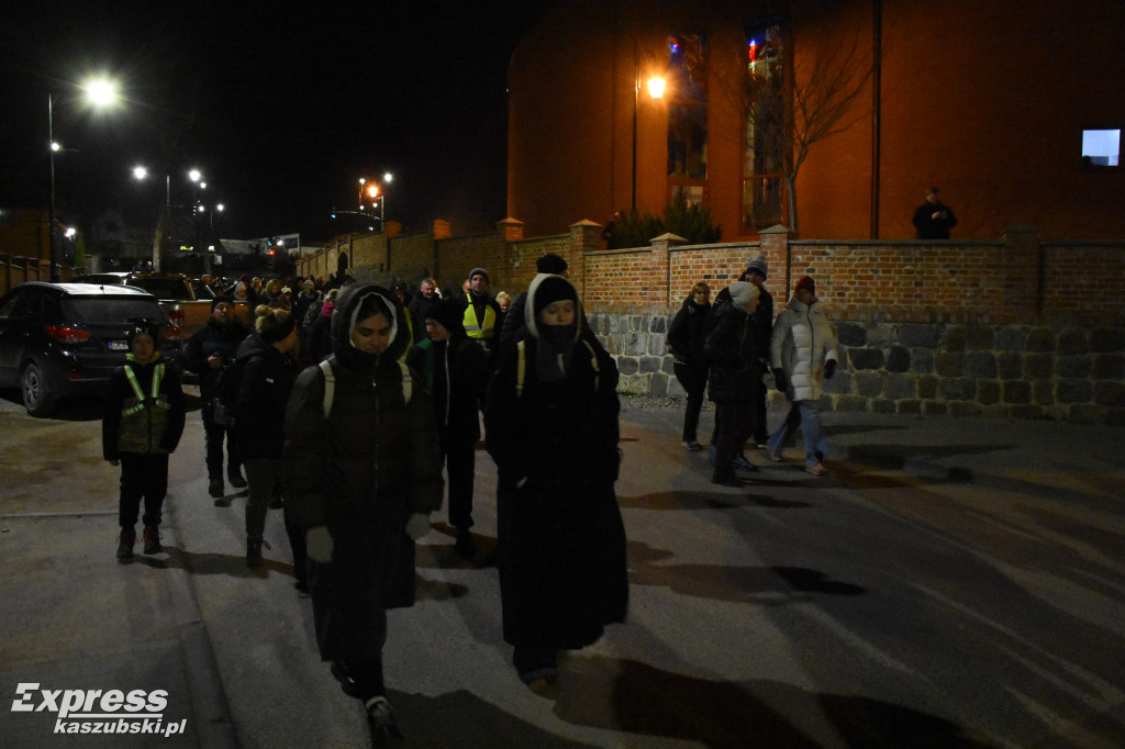 Ekstremalna Droga Krzyżowa w Sierakowicach