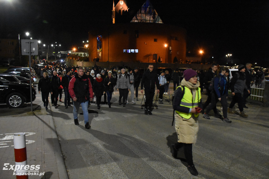 Ekstremalna Droga Krzyżowa w Sierakowicach