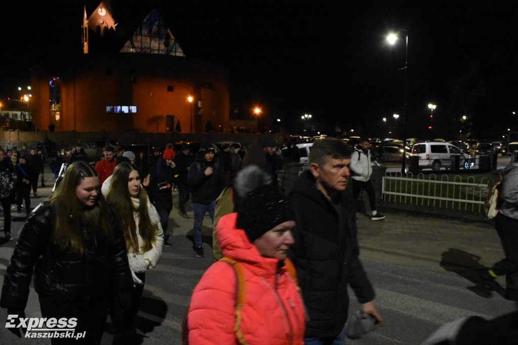 Ekstremalna Droga Krzyżowa w Sierakowicach