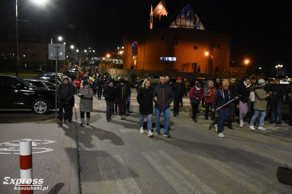 Ekstremalna Droga Krzyżowa w Sierakowicach