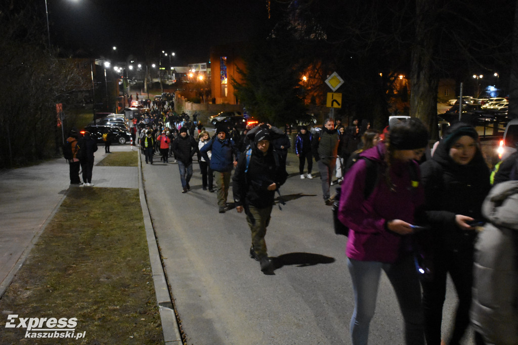 Ekstremalna Droga Krzyżowa w Sierakowicach