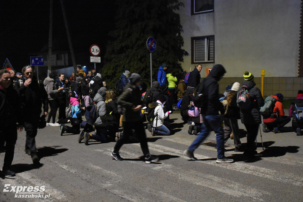 Ekstremalna Droga Krzyżowa w Sierakowicach