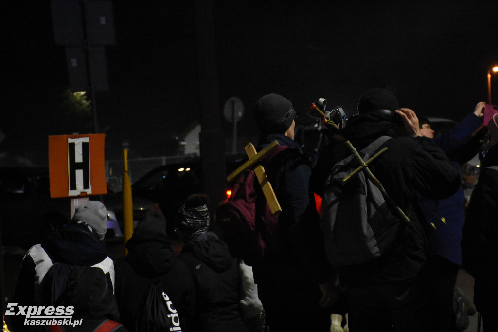 Ekstremalna Droga Krzyżowa w Sierakowicach