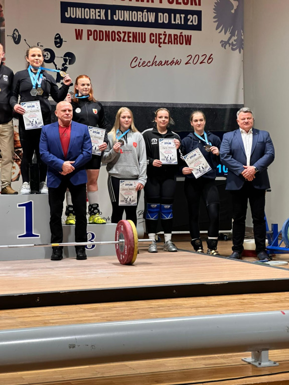 Zawodnicy Weightlifting Kiełpino w Ciechanowie