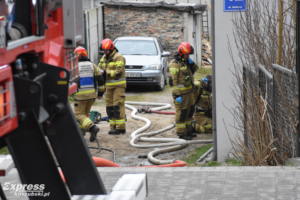 Pożar mieszkania przy ul. Jeziornej w Kartuzach