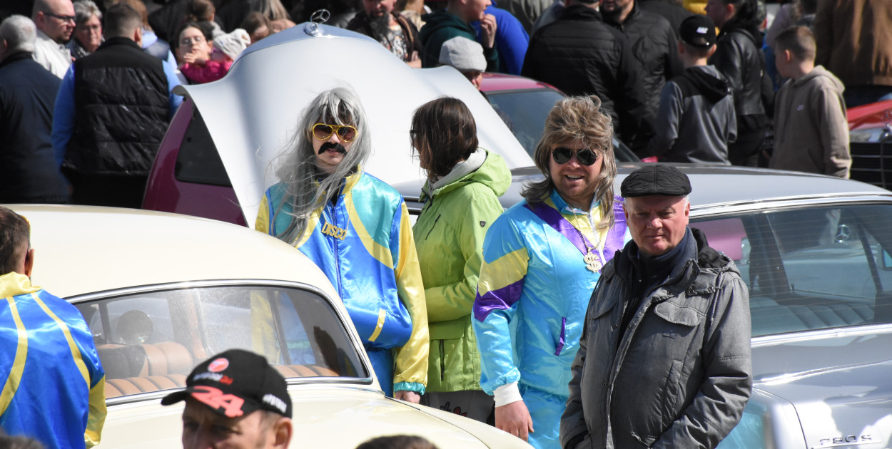 Otwarcie sezonu klasyków w Sierakowicach