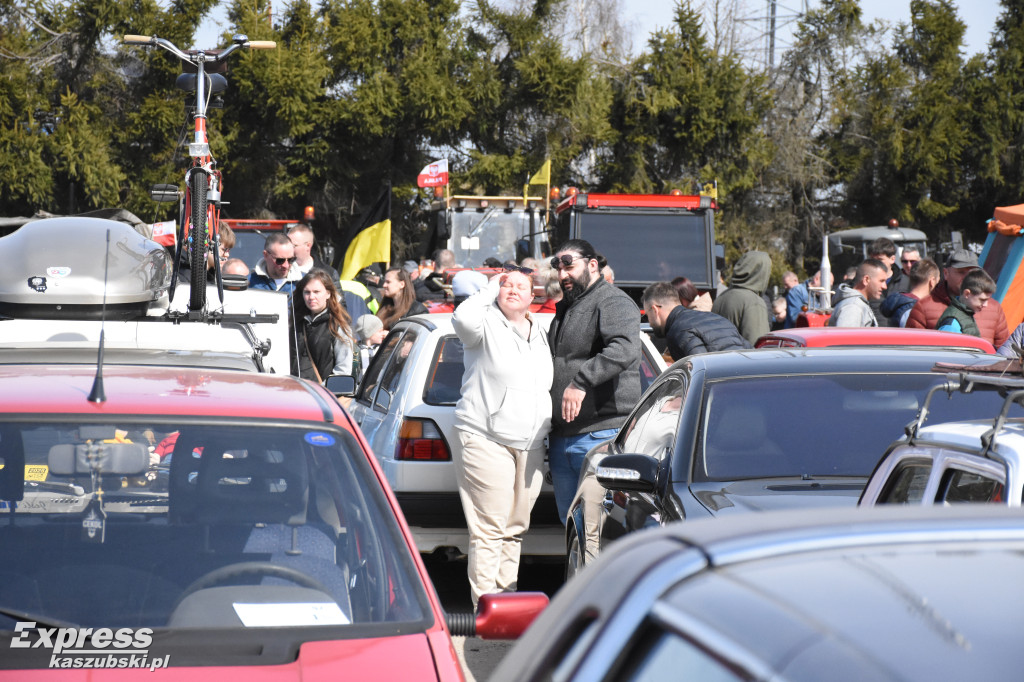 Otwarcie sezonu klasyków w Sierakowicach