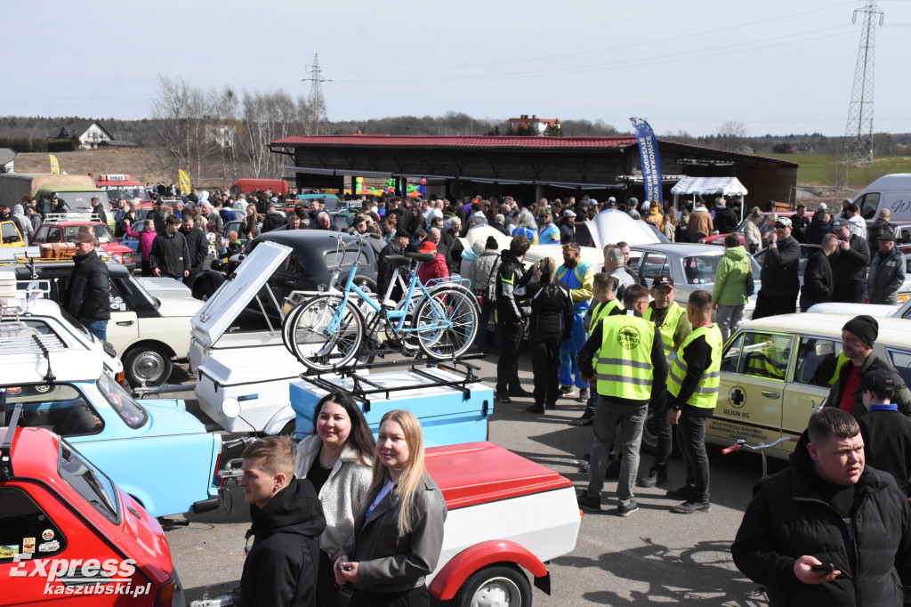 Otwarcie sezonu klasyków w Sierakowicach