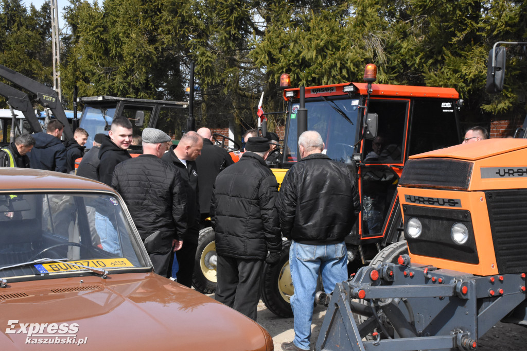 Otwarcie sezonu klasyków w Sierakowicach