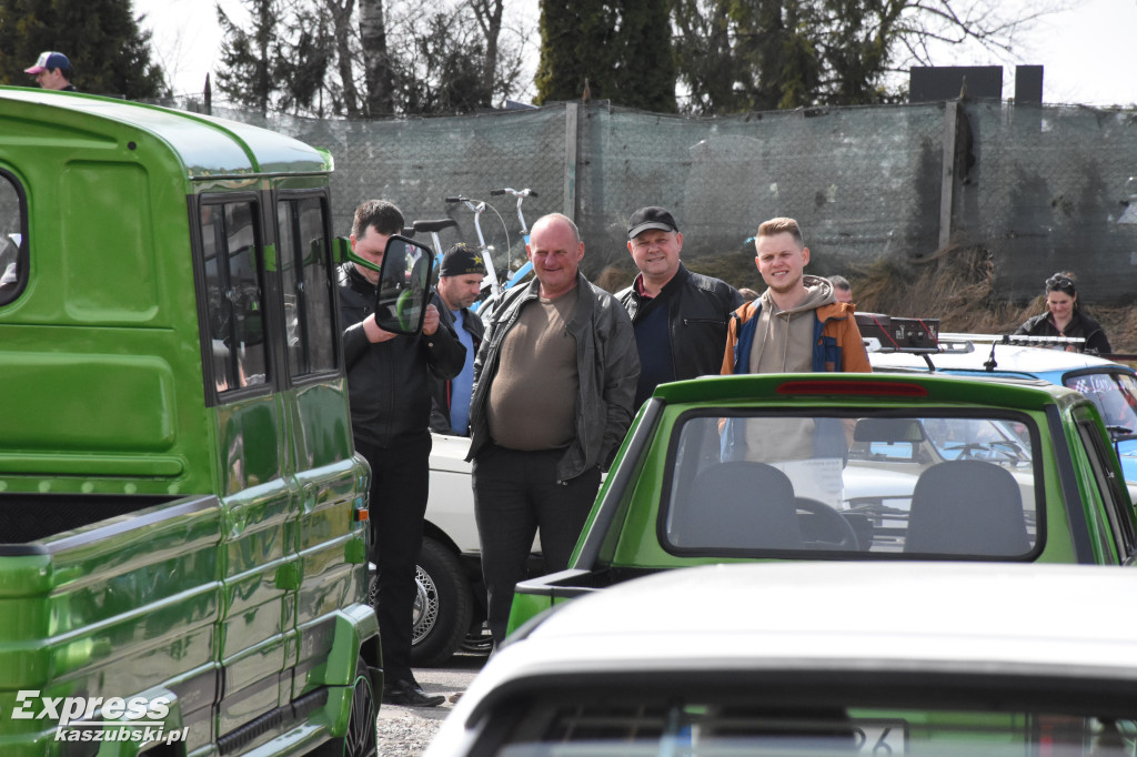 Otwarcie sezonu klasyków w Sierakowicach