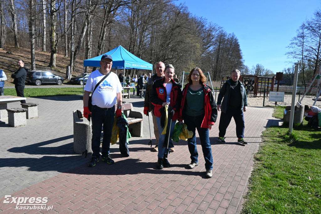 Akcja sprzątania kartuskich jezior