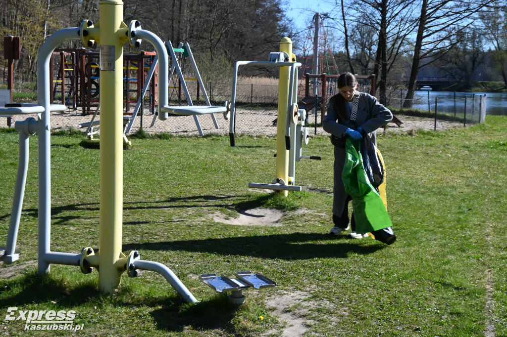 Akcja sprzątania kartuskich jezior