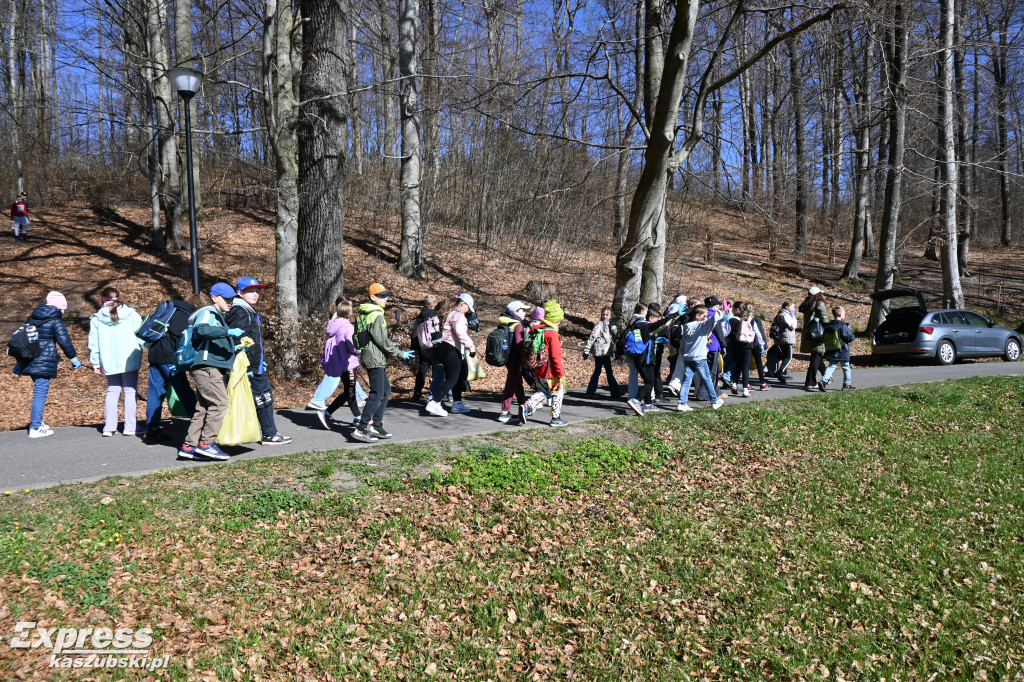 Akcja sprzątania kartuskich jezior