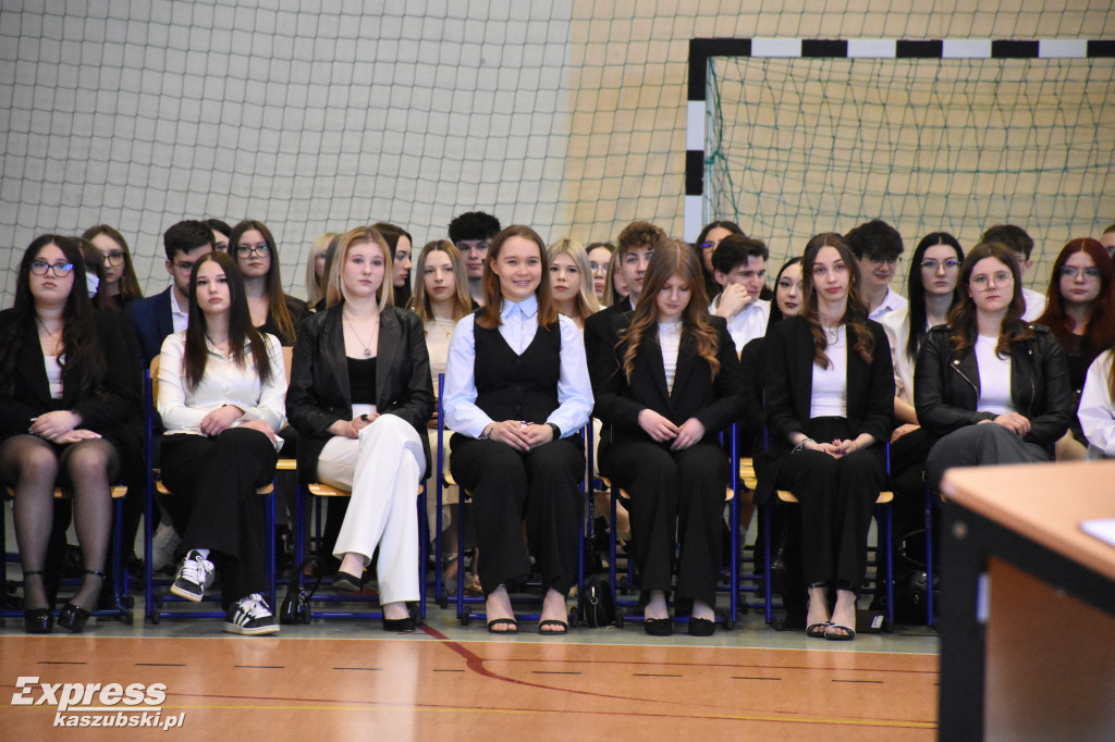 Pożegnanie maturzystów PZS w Sierakowicach