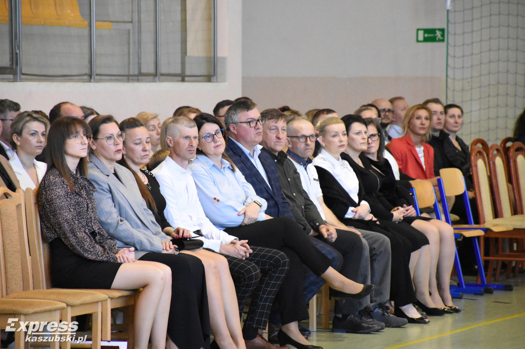 Pożegnanie maturzystów PZS w Sierakowicach