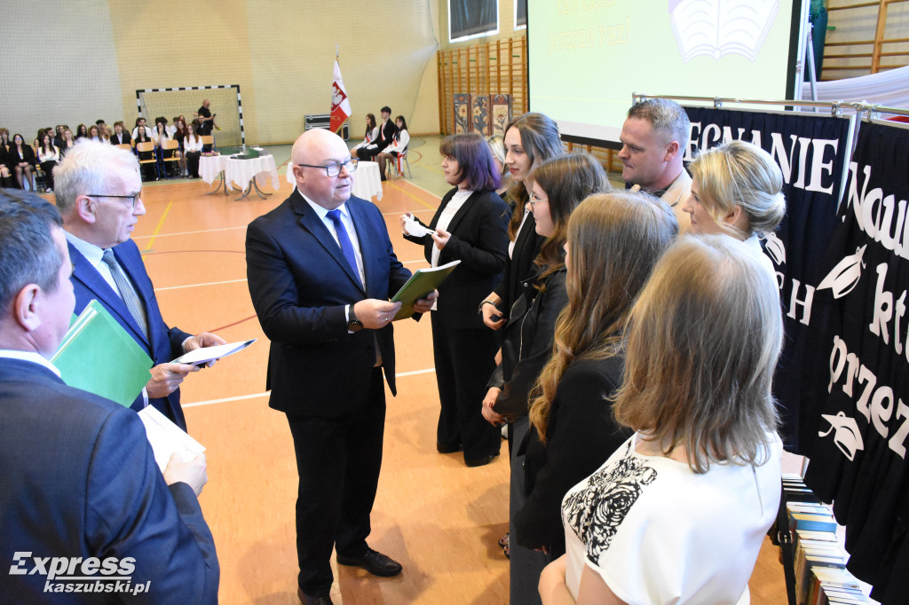 Pożegnanie maturzystów PZS w Sierakowicach