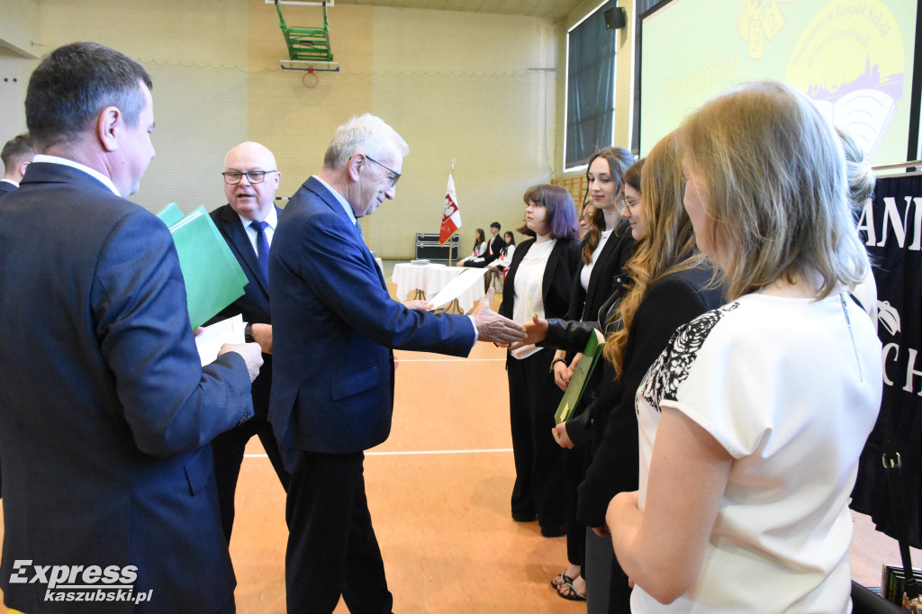 Pożegnanie maturzystów PZS w Sierakowicach