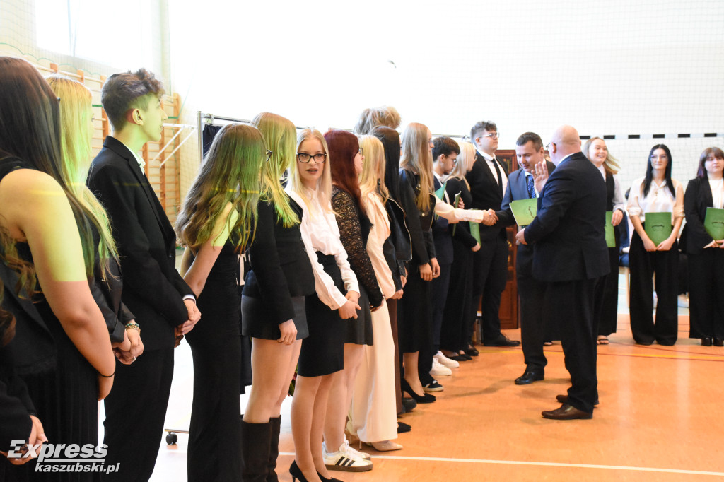 Pożegnanie maturzystów PZS w Sierakowicach