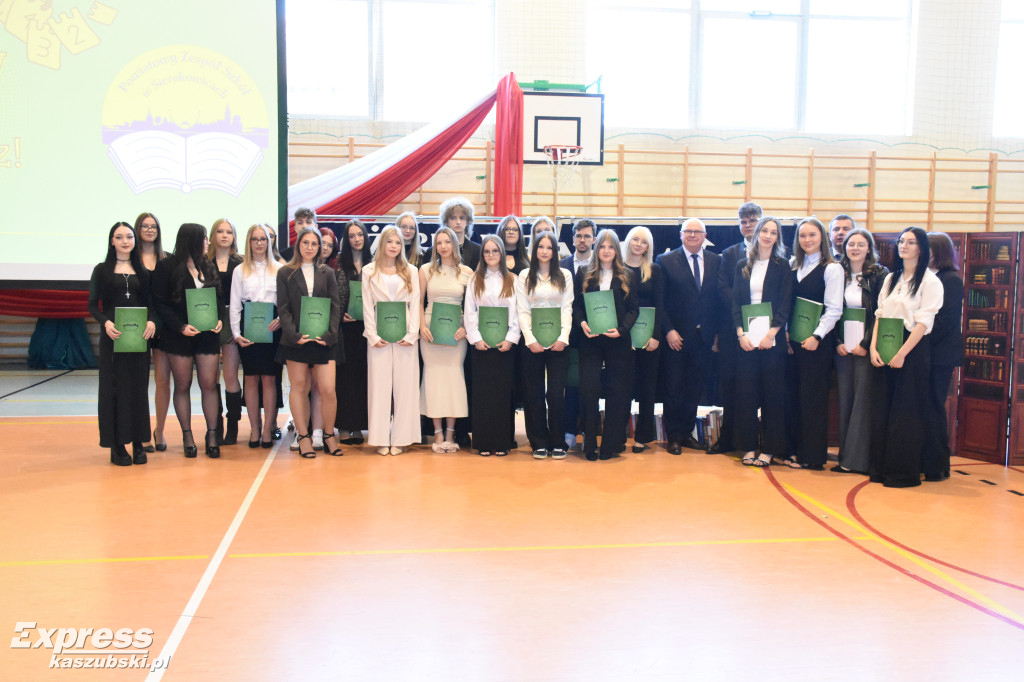 Pożegnanie maturzystów PZS w Sierakowicach