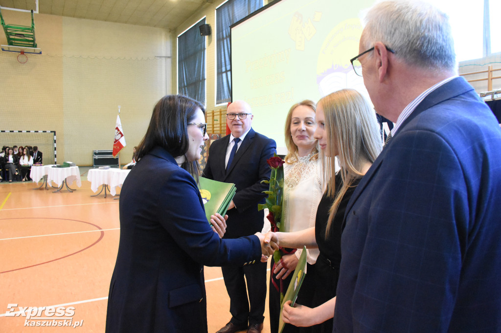 Pożegnanie maturzystów PZS w Sierakowicach