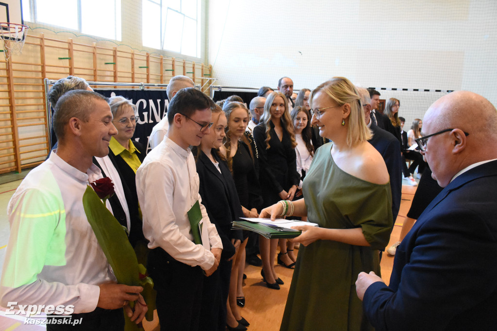 Pożegnanie maturzystów PZS w Sierakowicach