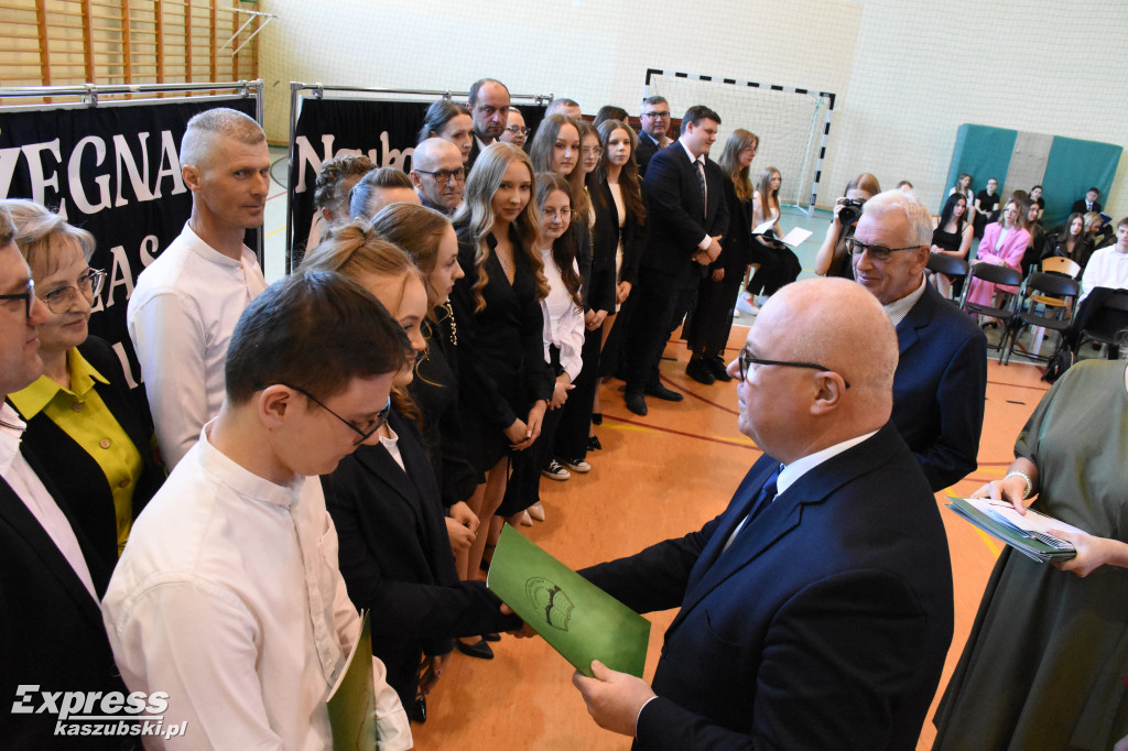 Pożegnanie maturzystów PZS w Sierakowicach