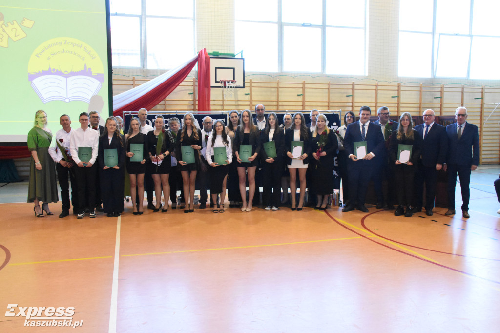 Pożegnanie maturzystów PZS w Sierakowicach