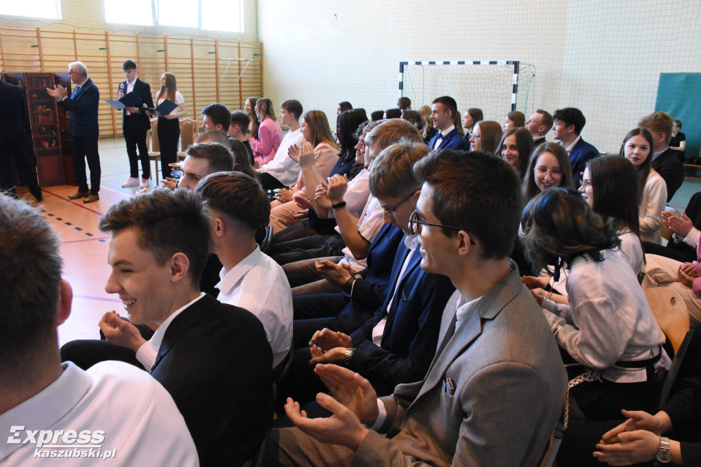 Pożegnanie maturzystów PZS w Sierakowicach