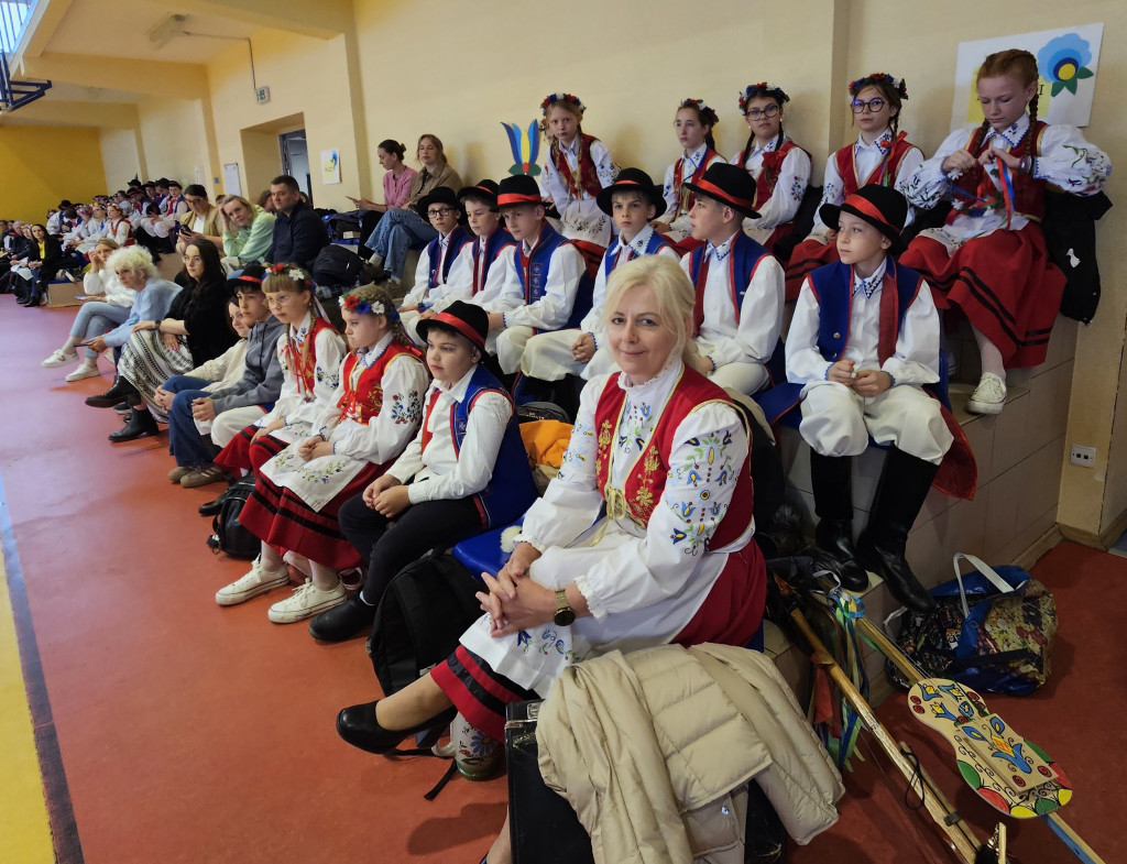 Powiatowy Konkurs Kaszubskich Zespołów Wokalno-Tanecznych w Baninie